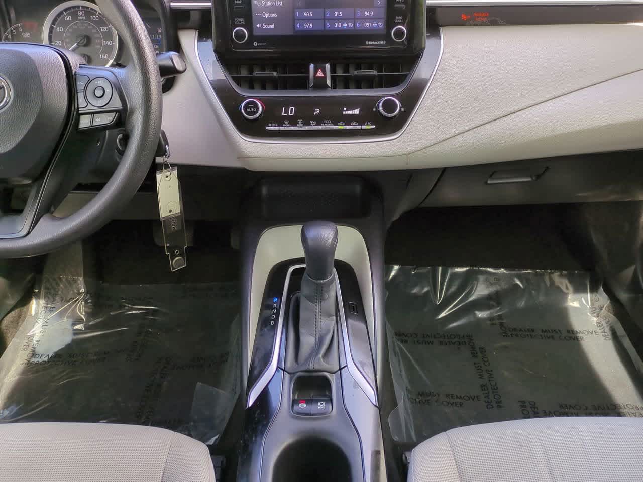 2022 Toyota Corolla LE 18
