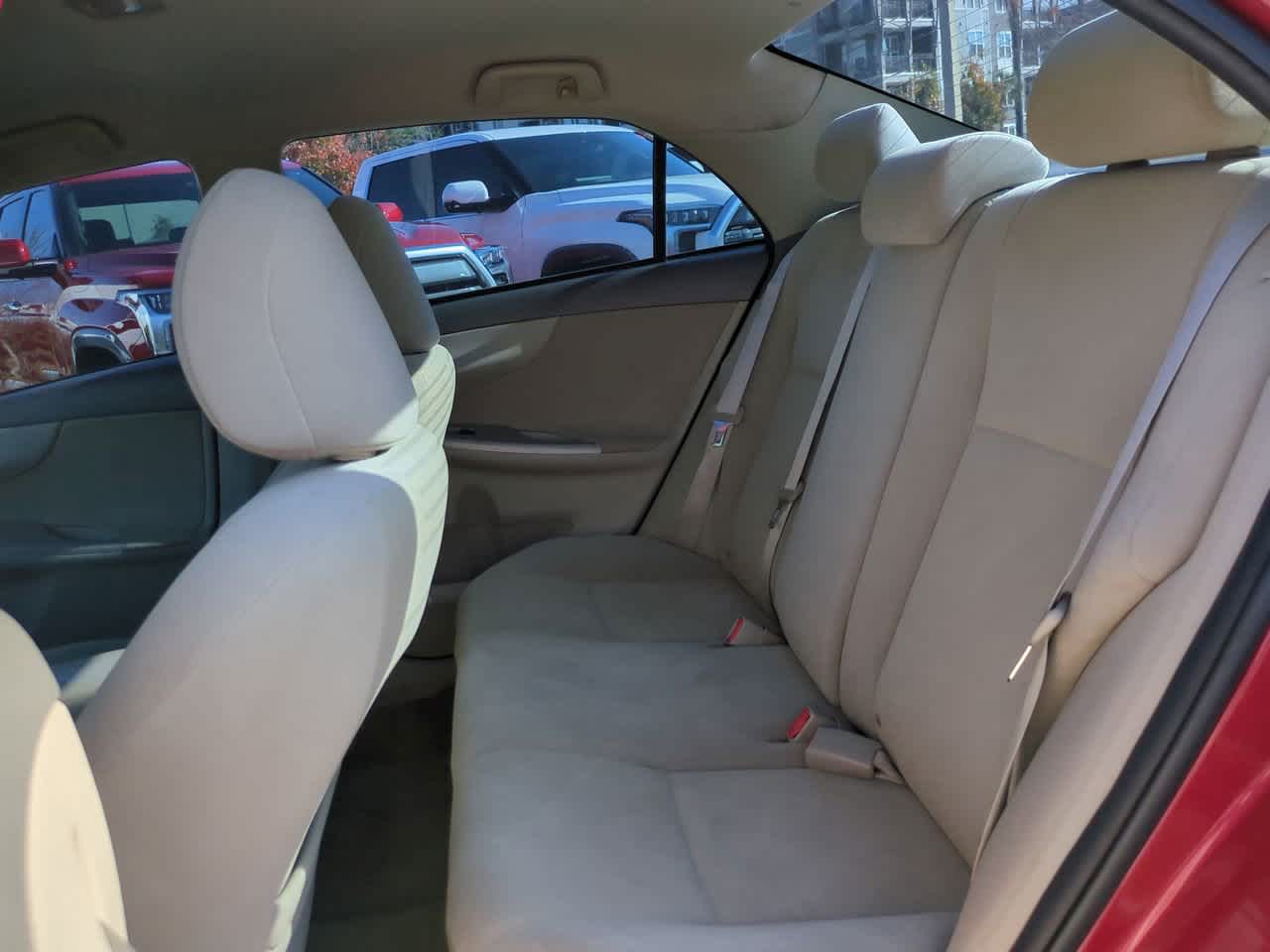 Thumbnail: 2010 Toyota Corolla - 13