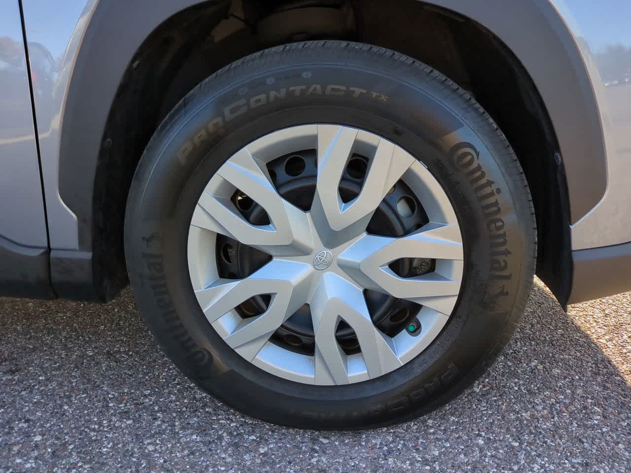 Thumbnail: 2023 Toyota Corolla Cross - 11