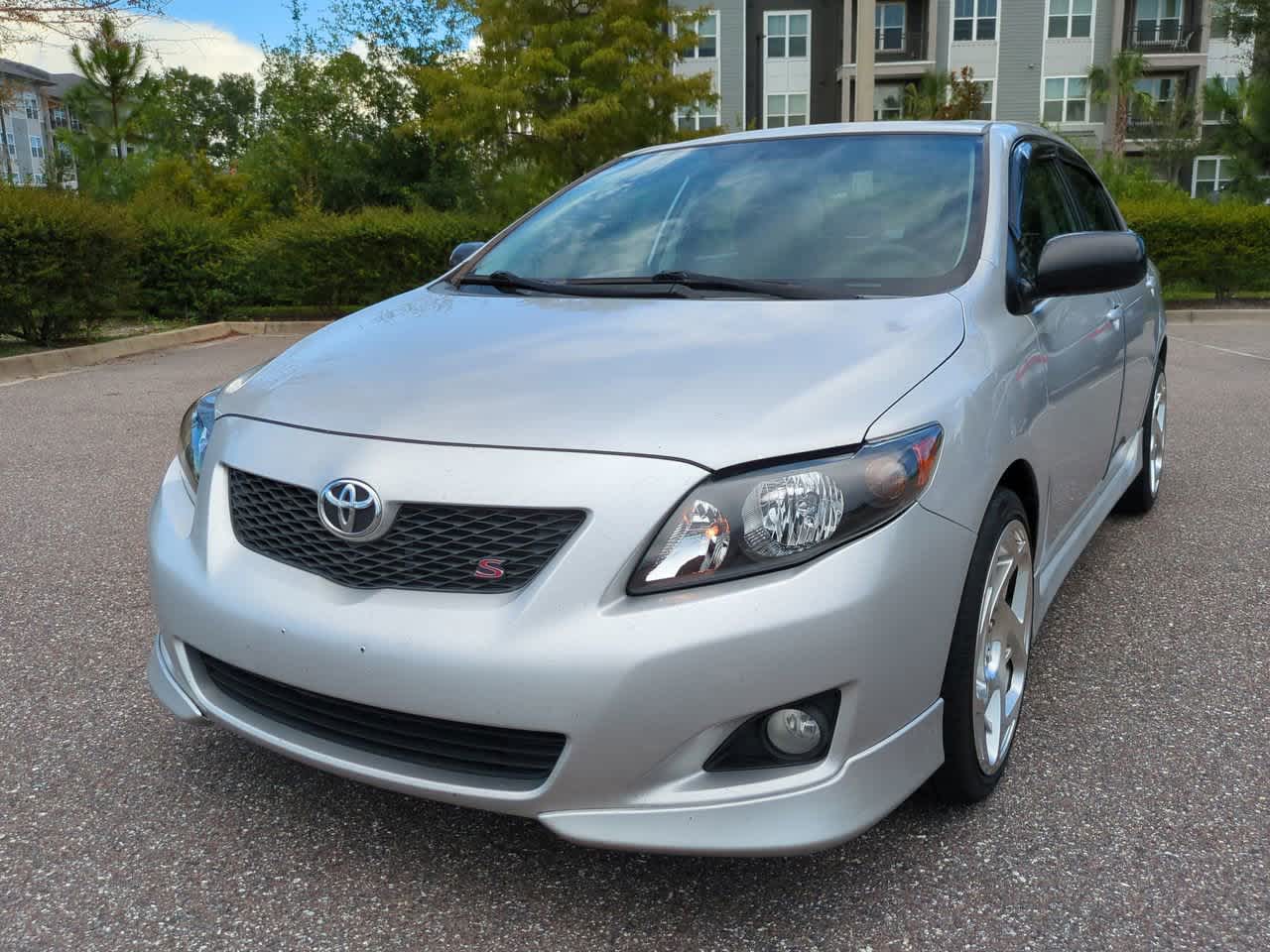 Thumbnail: 2010 Toyota Corolla - 2