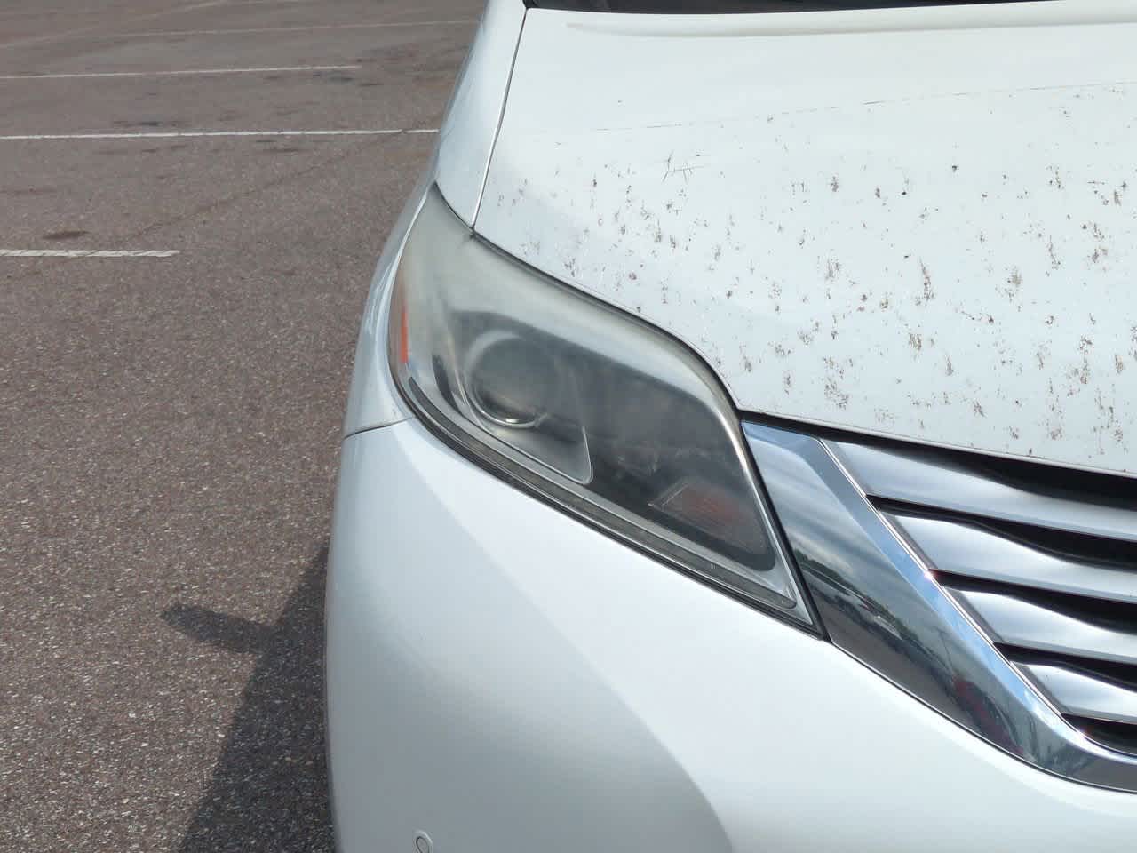 2015 Toyota Sienna Limited 10
