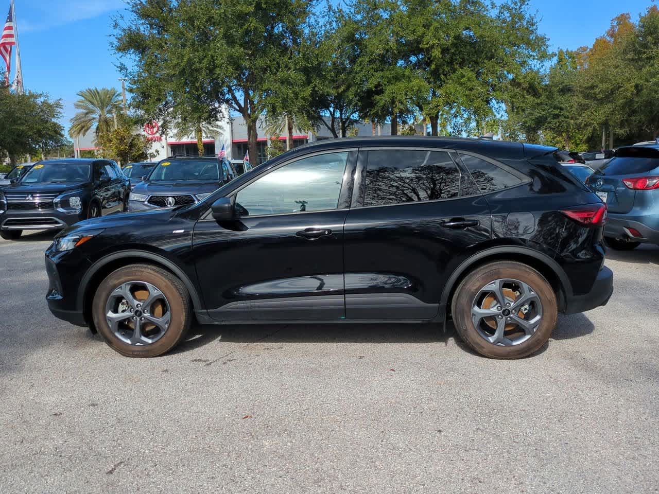 Thumbnail: 2025 Ford Escape - 3