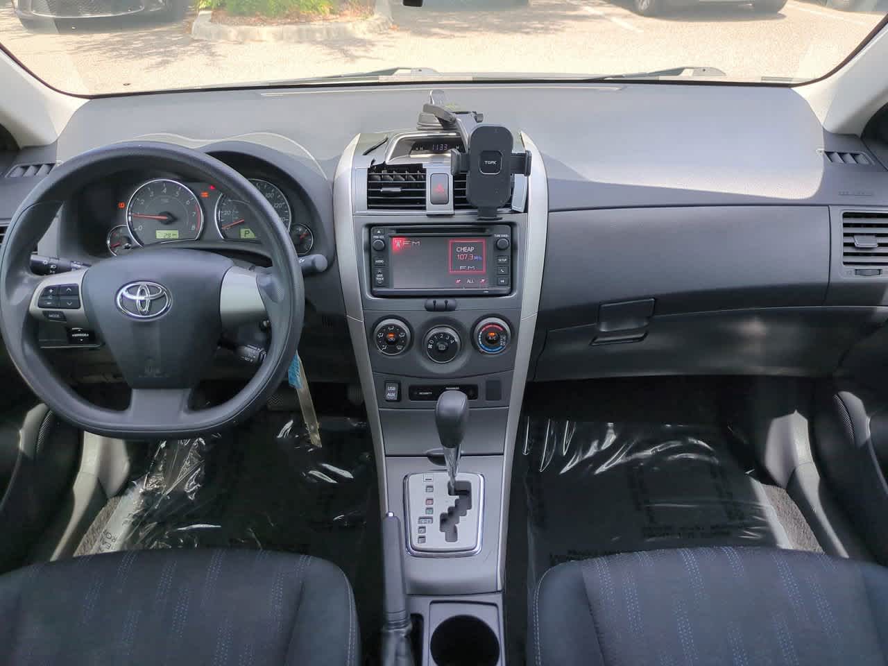Thumbnail: 2013 Toyota Corolla - 13