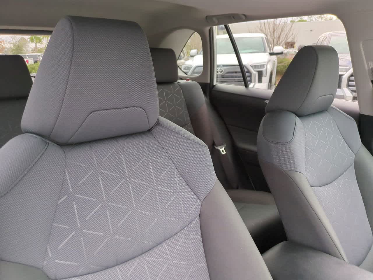 Thumbnail: 2025 Toyota RAV4 - 7