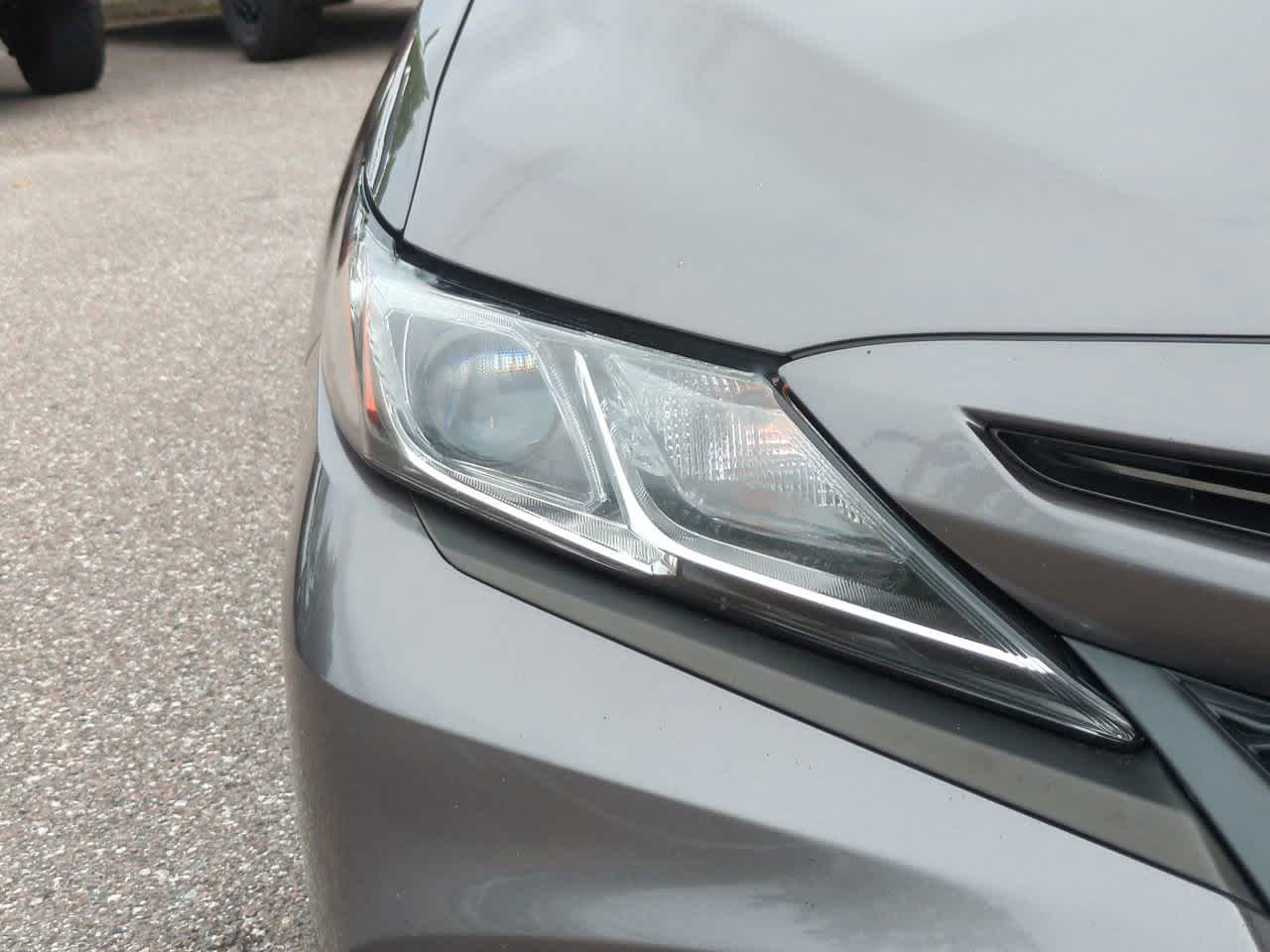 Thumbnail: 2018 Toyota Camry - 10