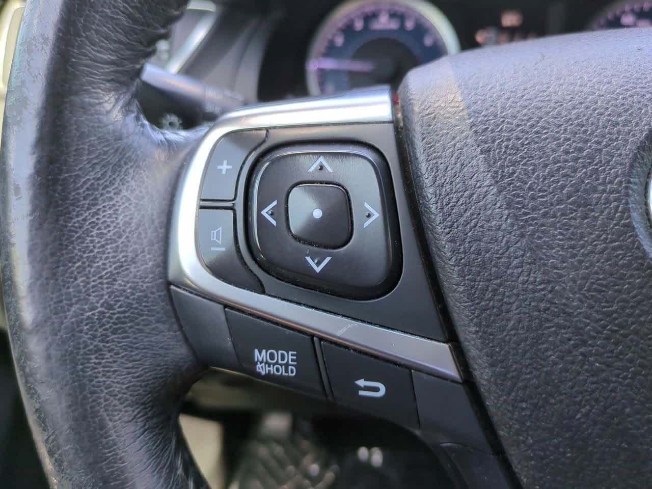 Thumbnail: 2017 Toyota Camry - 24