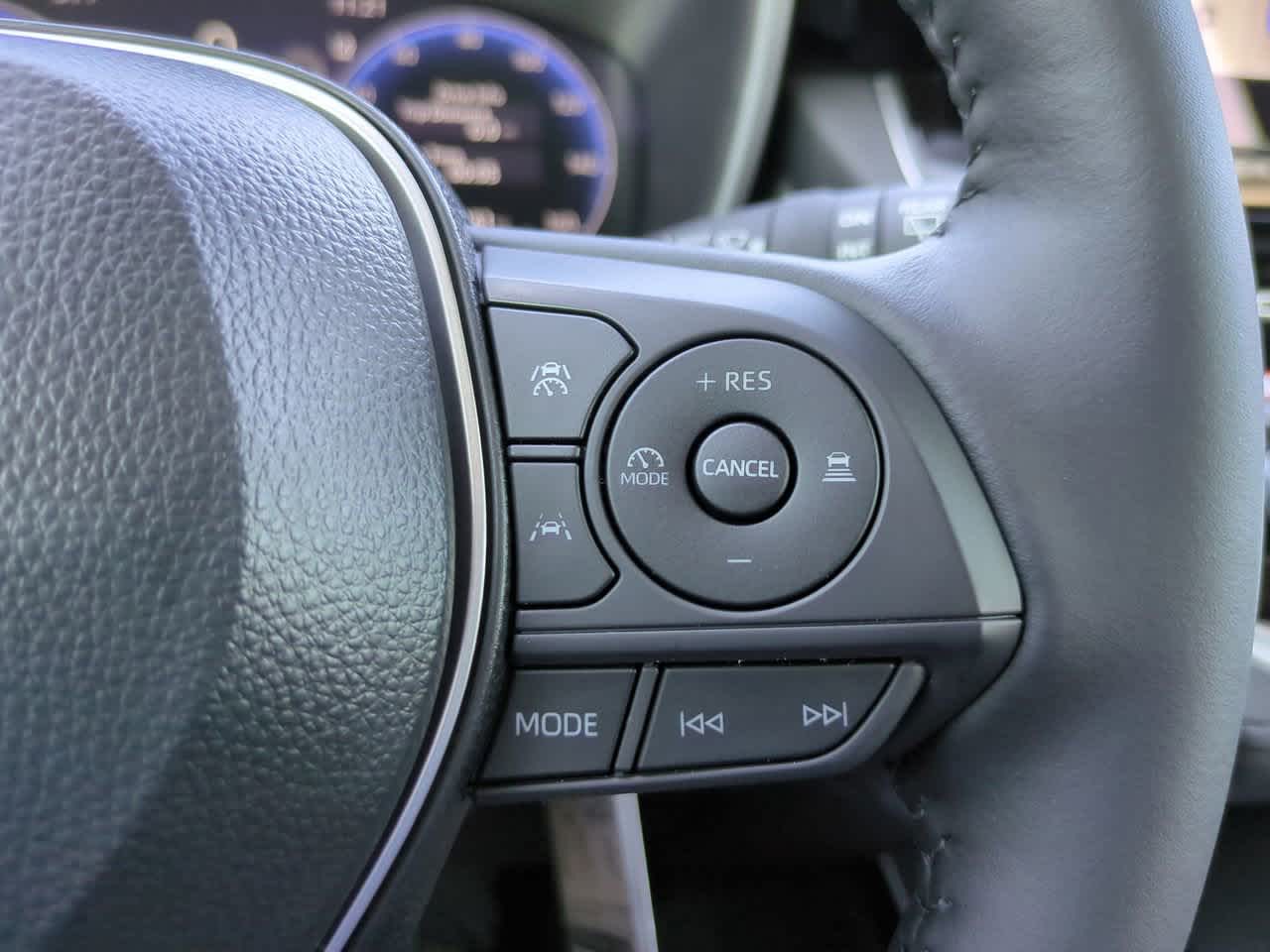 Thumbnail: 2026 Toyota Corolla Cross - 25