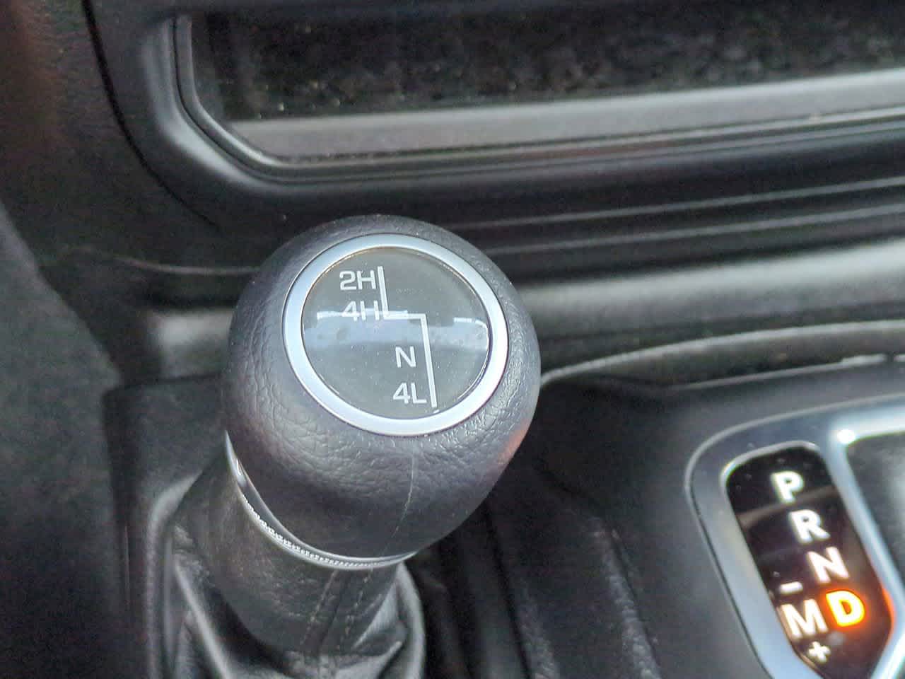 Thumbnail: 2020 Jeep Gladiator - 21