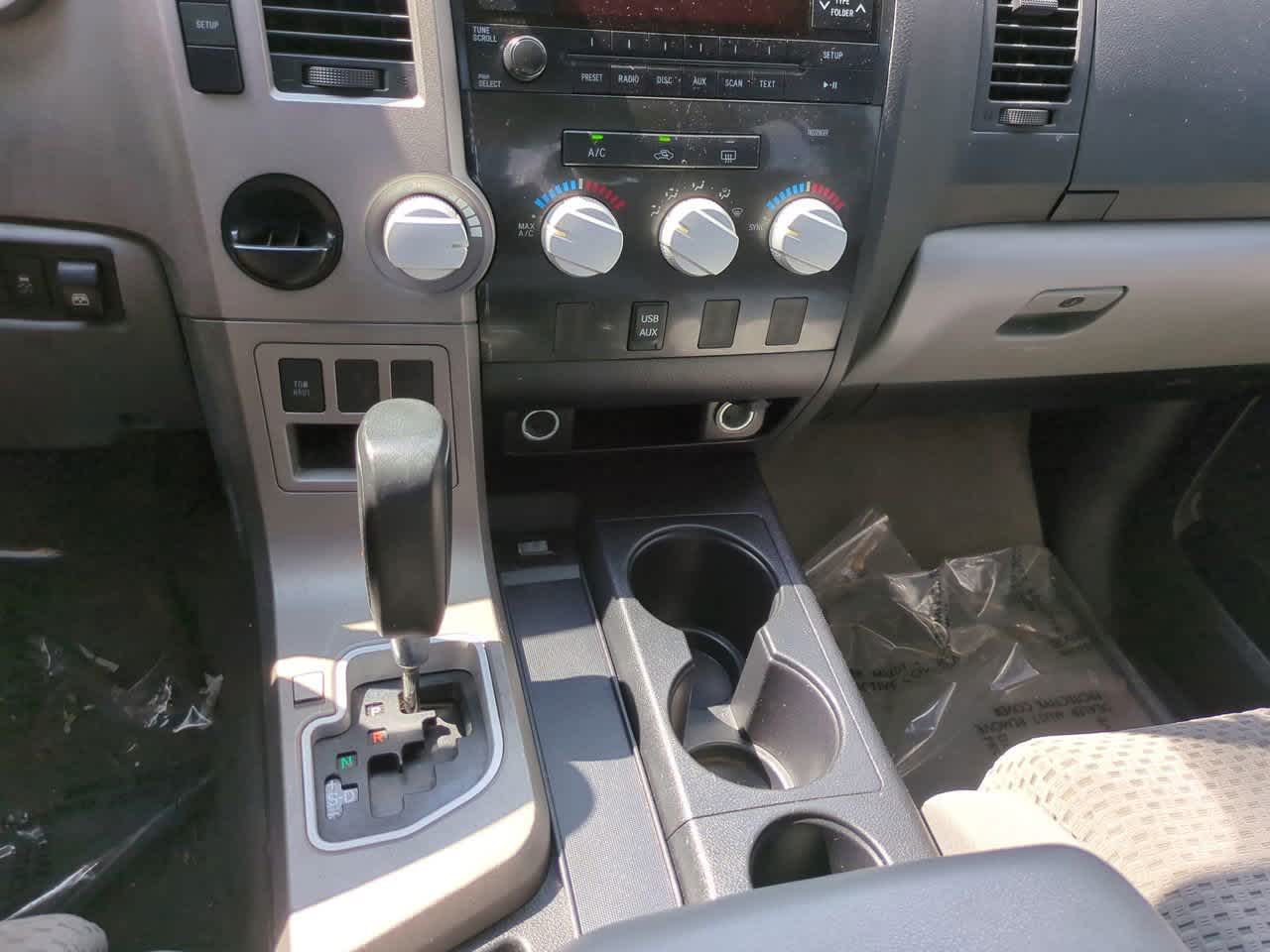 Thumbnail: 2011 Toyota Tundra - 15