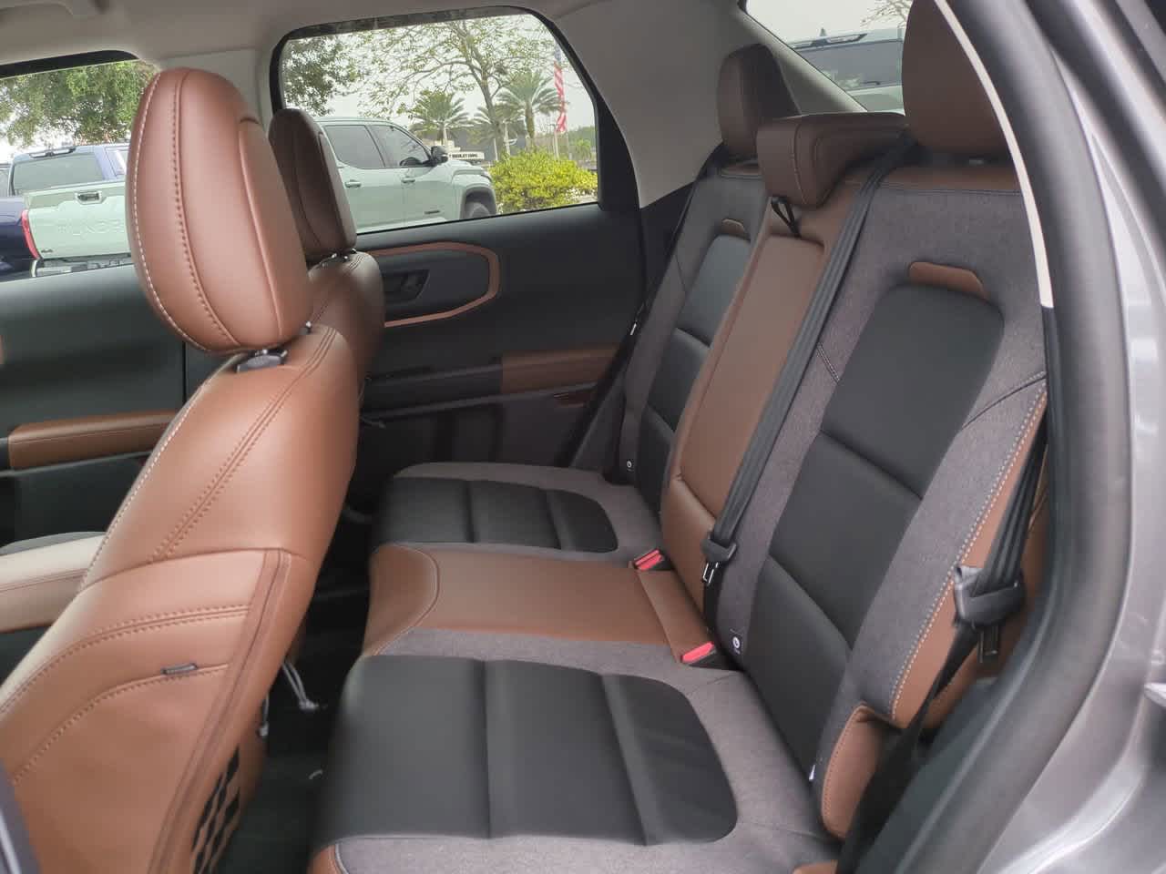 Thumbnail: 2022 Ford Bronco Sport - 13