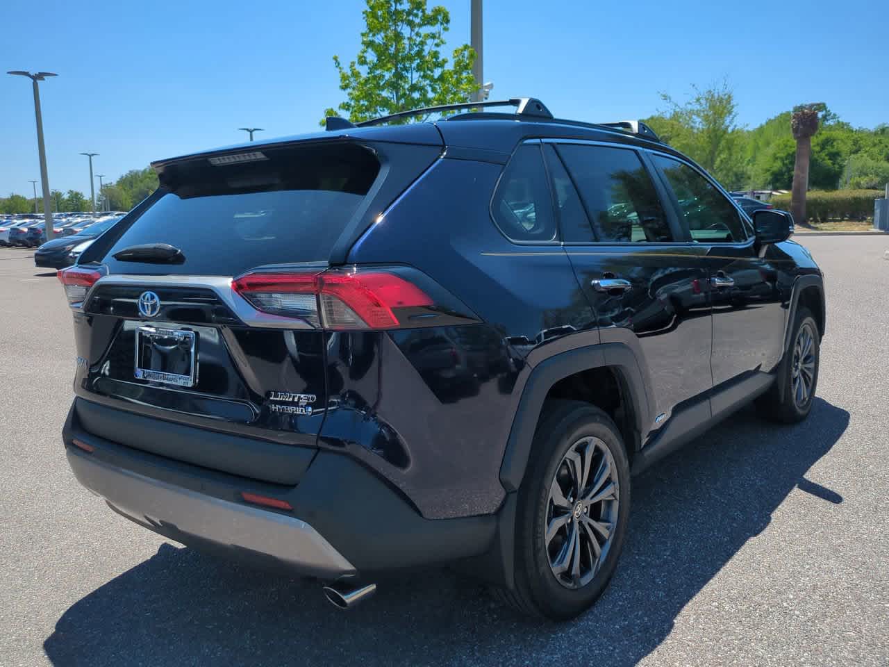 Thumbnail: 2024 Toyota RAV4 - 6