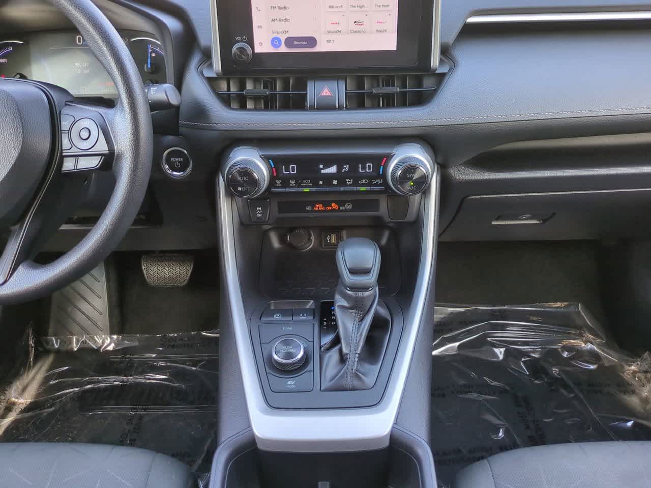 Thumbnail: 2024 Toyota RAV4 - 18
