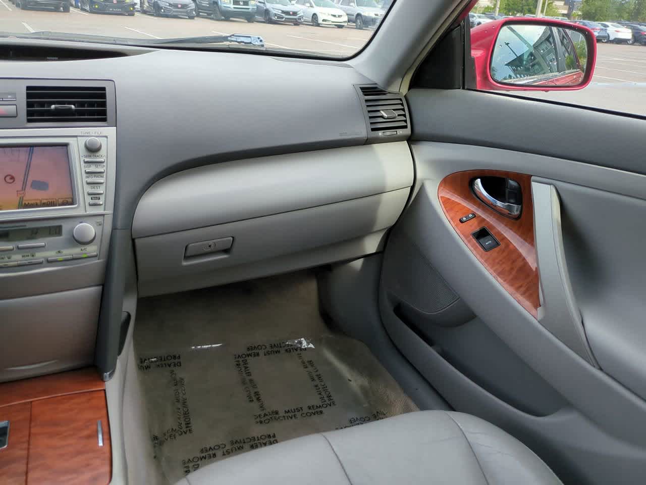 Thumbnail: 2010 Toyota Camry - 16