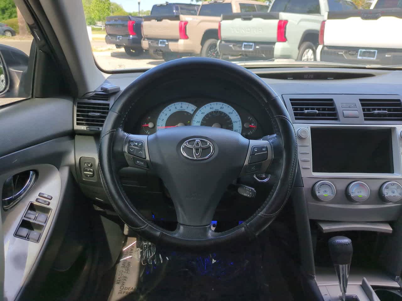 Thumbnail: 2010 Toyota Camry - 15