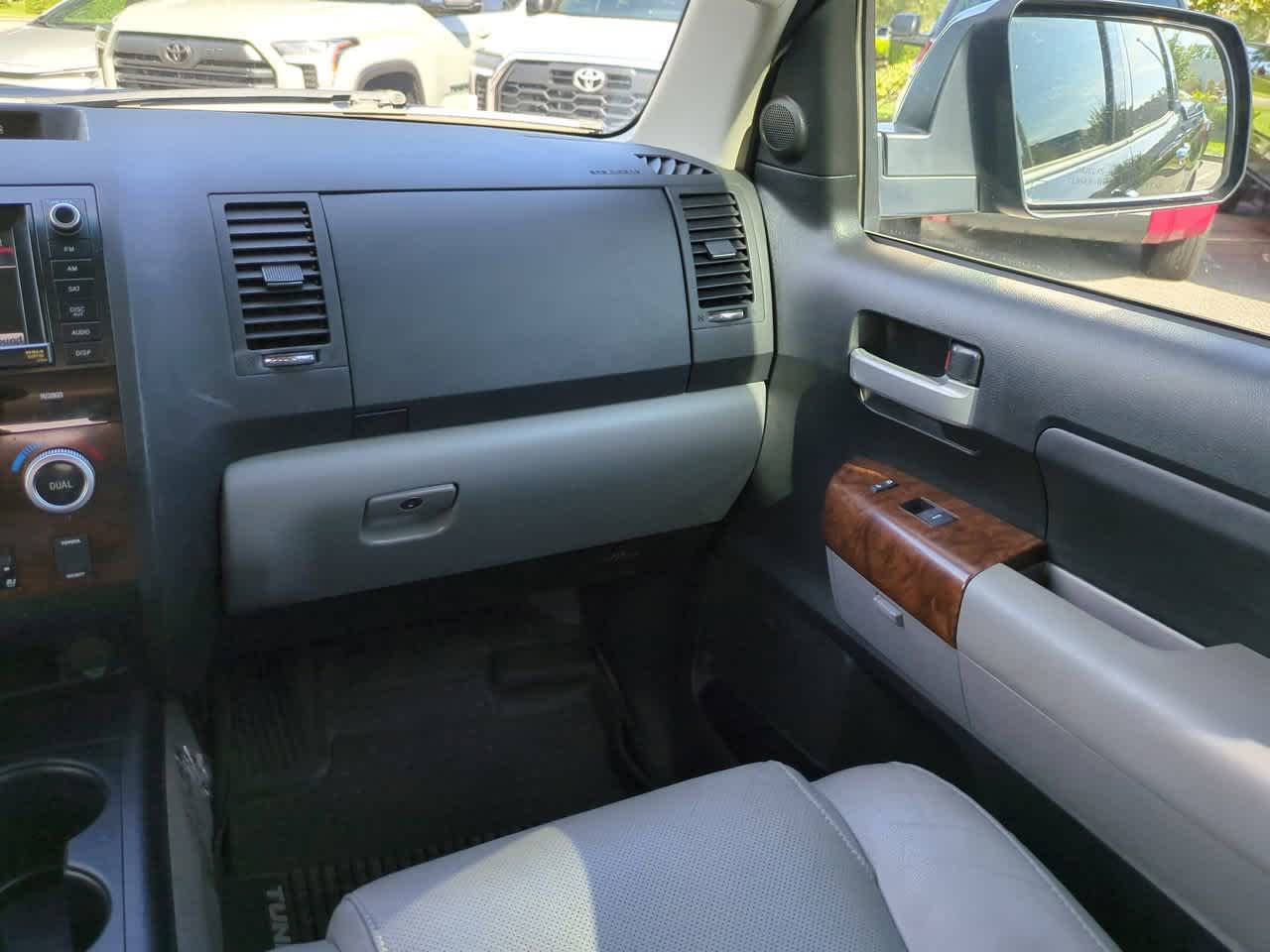 Thumbnail: 2011 Toyota Tundra - 16