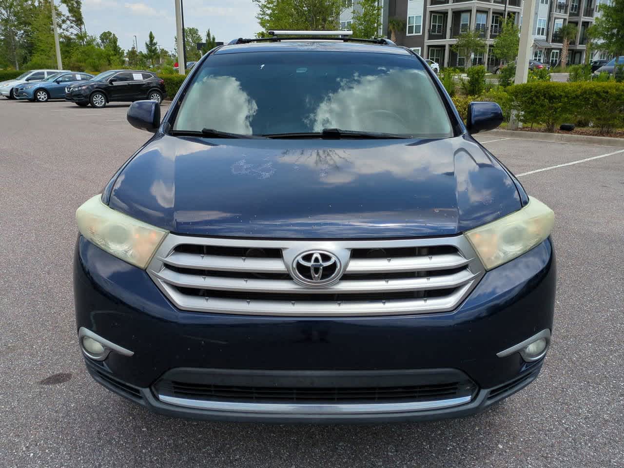 Thumbnail: 2011 Toyota Highlander - 9