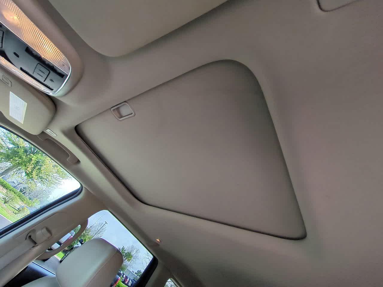 Thumbnail: 2022 Jeep Grand Cherokee - 19