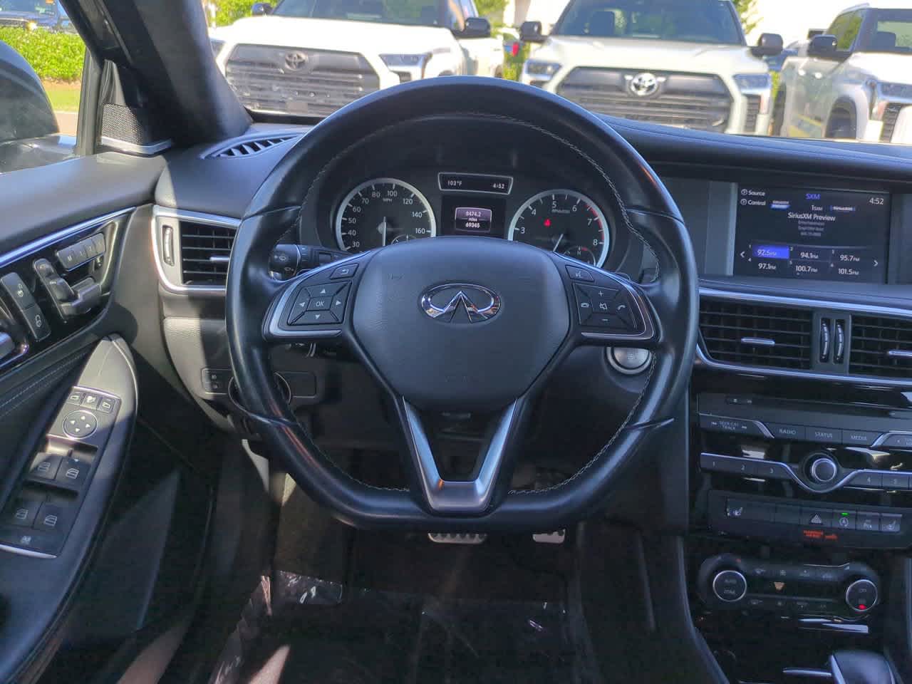 Thumbnail: 2017 INFINITI QX30 - 15