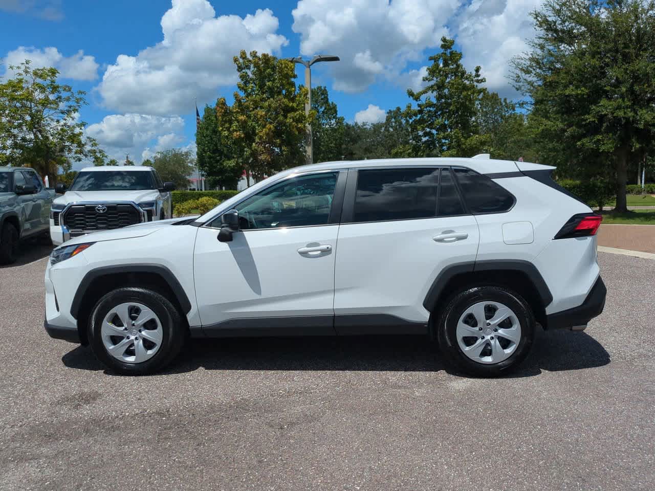 Thumbnail: 2024 Toyota RAV4 - 3