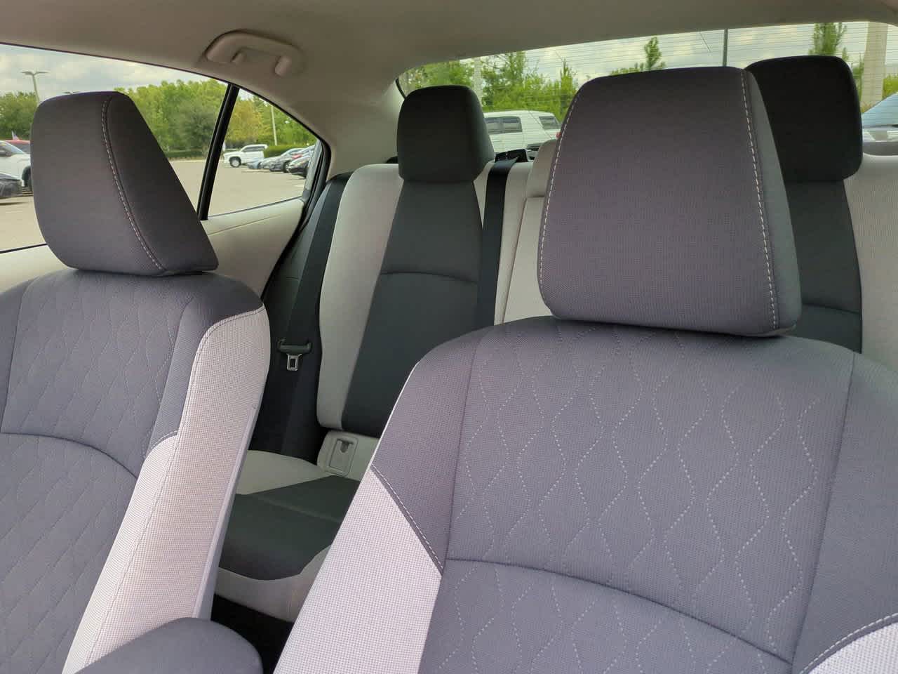 2025 Toyota Corolla LE 8