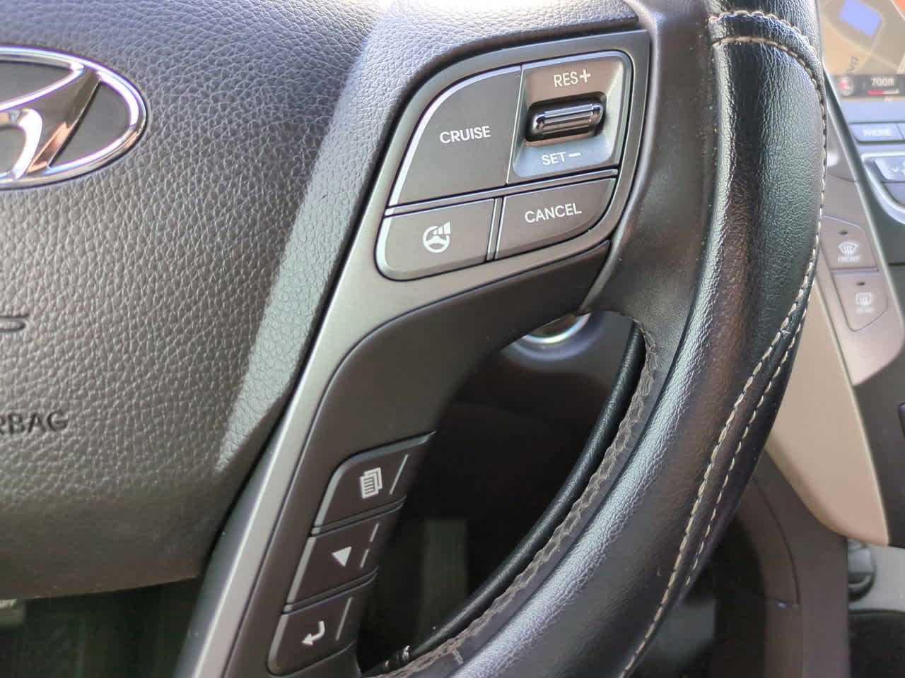 Thumbnail: 2013 Hyundai Santa Fe - 26