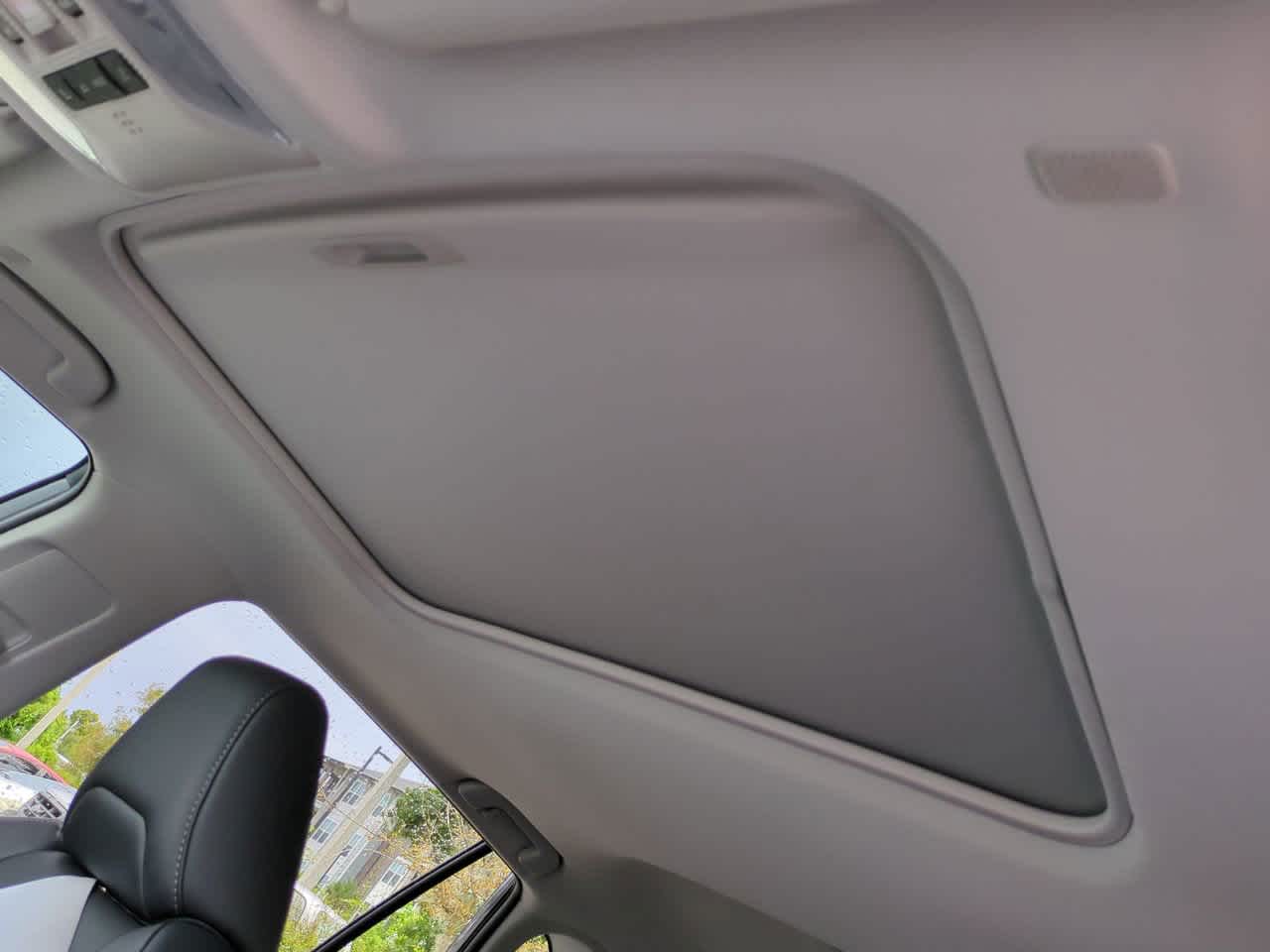 Thumbnail: 2025 Toyota RAV4 - 19