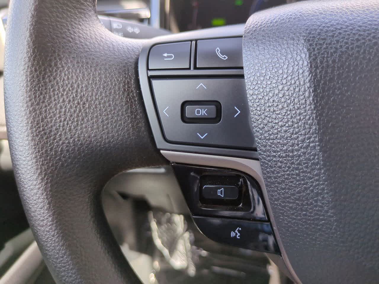 Thumbnail: 2025 Toyota Camry - 22