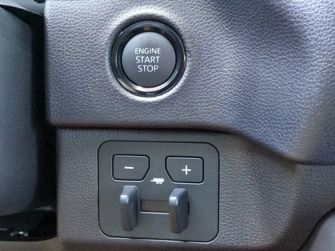 2025 Toyota Tundra SR5 25