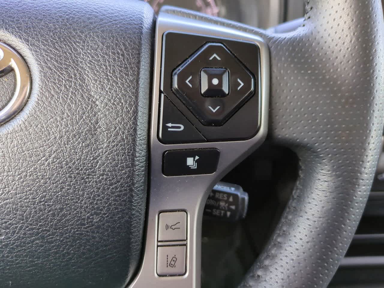 Thumbnail: 2024 Toyota 4Runner - 23