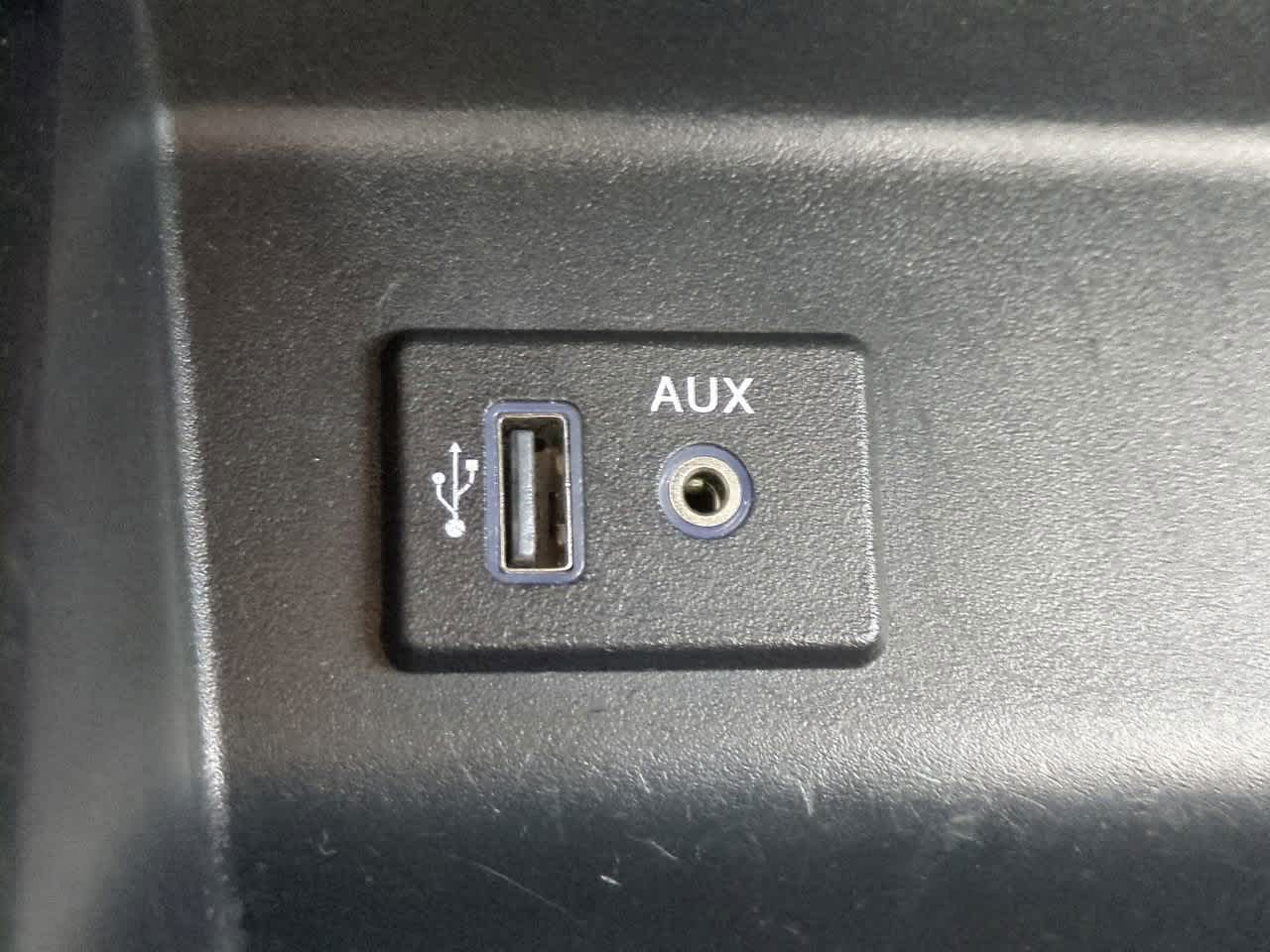 Thumbnail: 2017 Nissan Altima - 20