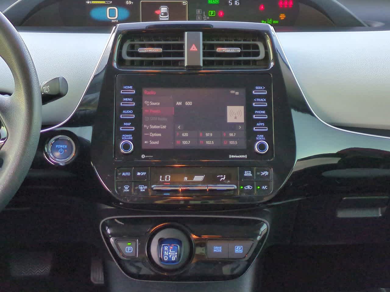 Thumbnail: 2021 Toyota Prius - 17