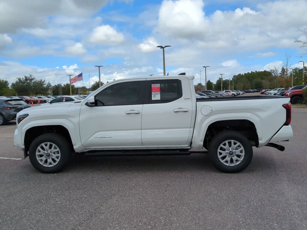 New 2025 Toyota Tacoma SR5 Truck Double Cab