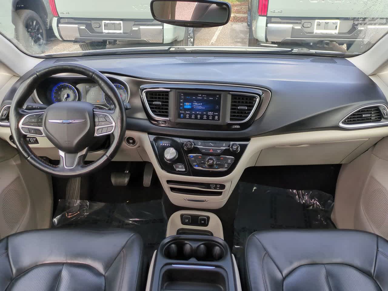 Thumbnail: 2020 Chrysler Pacifica - 15