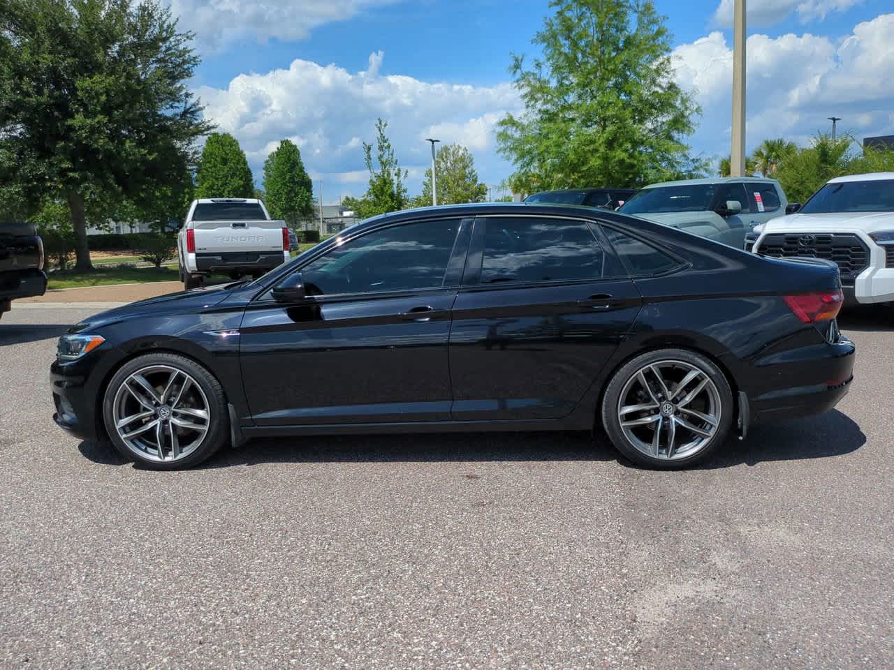 Thumbnail: 2019 Volkswagen Jetta - 3