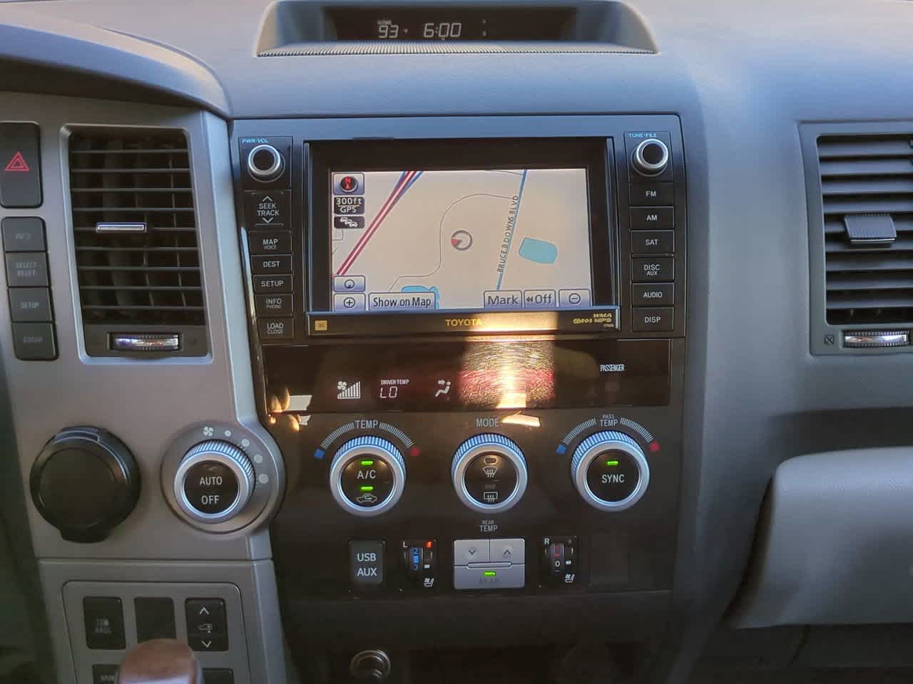 Thumbnail: 2010 Toyota Sequoia - 17