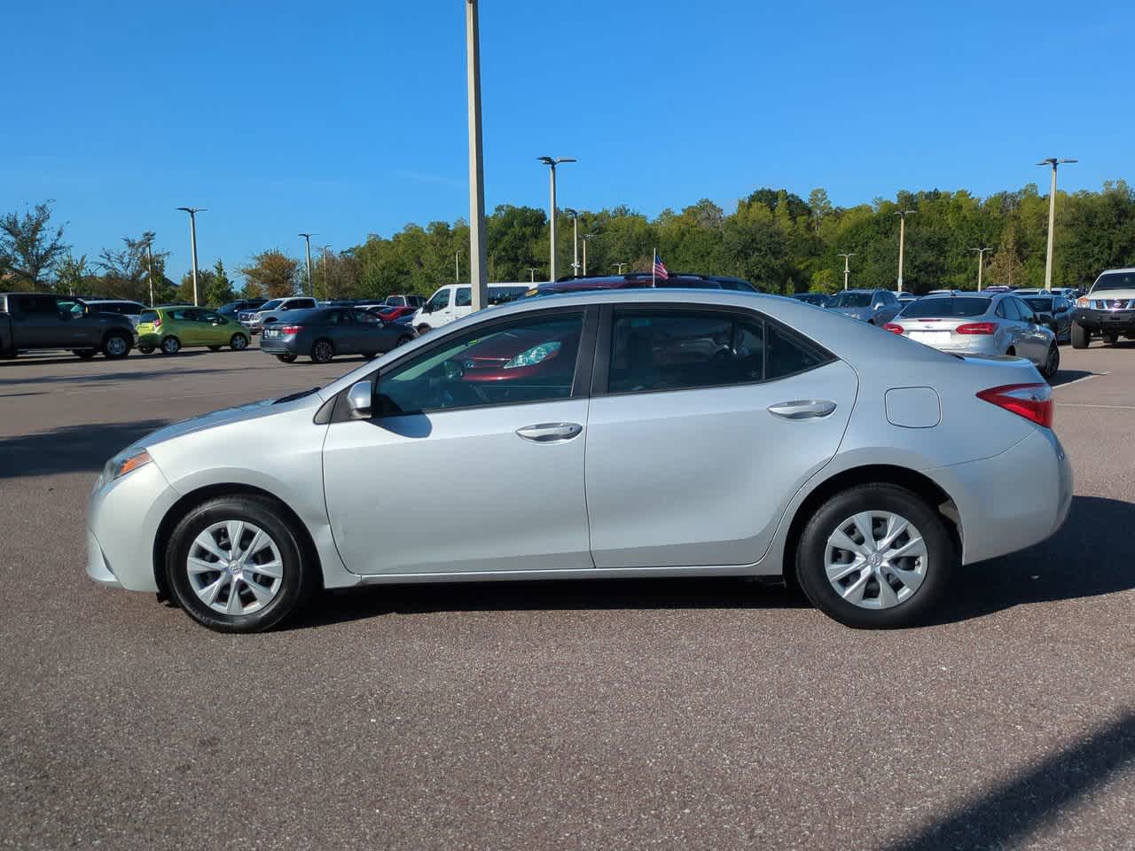 Thumbnail: 2016 Toyota Corolla - 3
