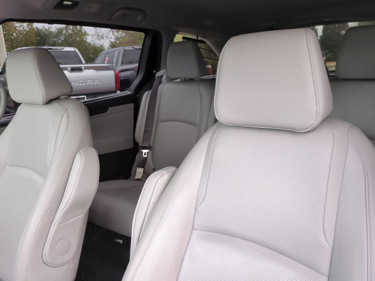 Thumbnail: 2019 Honda Odyssey - 8