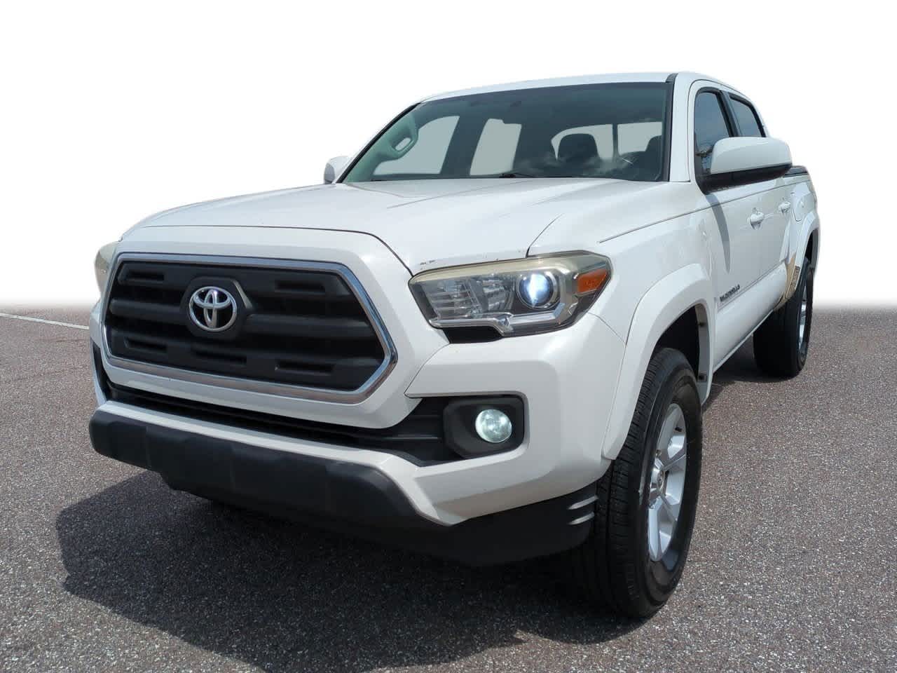 2017 Toyota Tacoma SR5 Hero Image