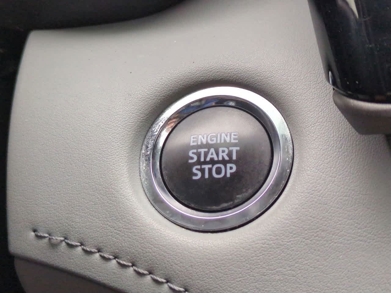 Thumbnail: 2023 Toyota Highlander - 28