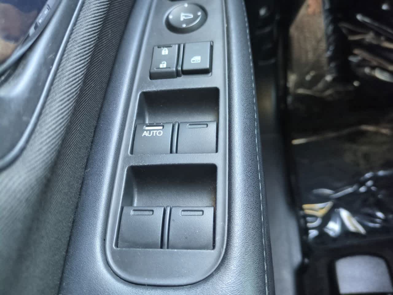 Thumbnail: 2016 Honda HR-V - 19