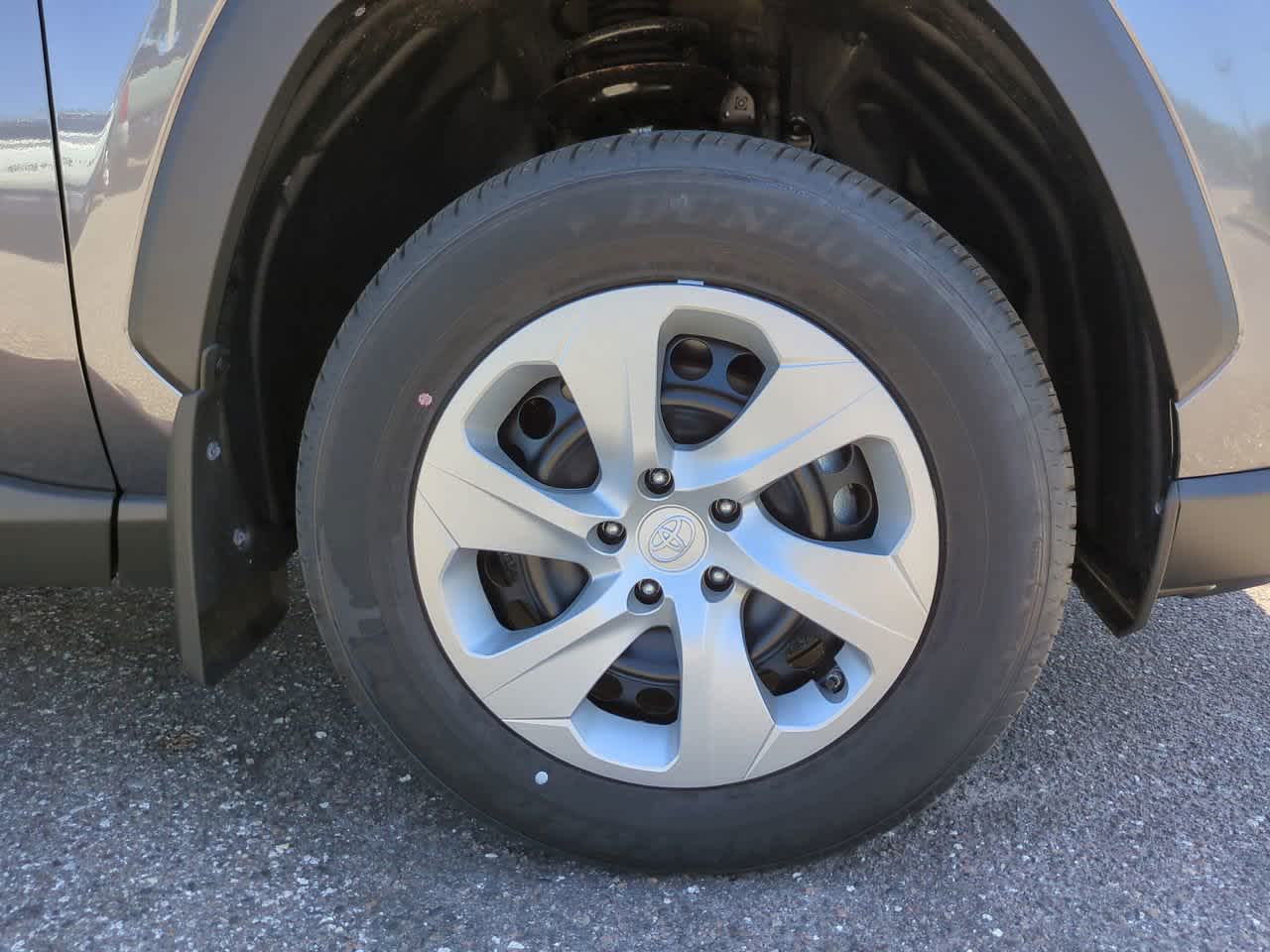 Thumbnail: 2025 Toyota RAV4 - 11