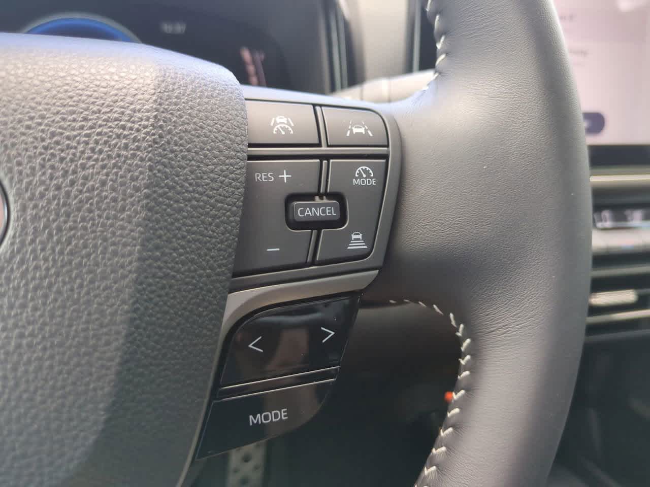 Thumbnail: 2025 Toyota Camry - 23