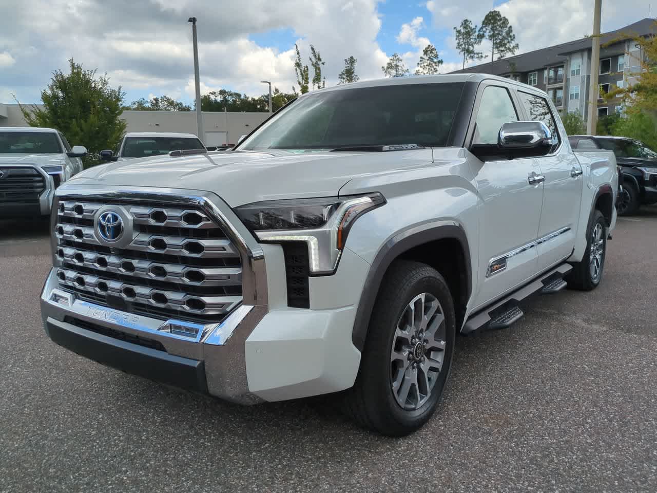 Thumbnail: 2024 Toyota Tundra - 2