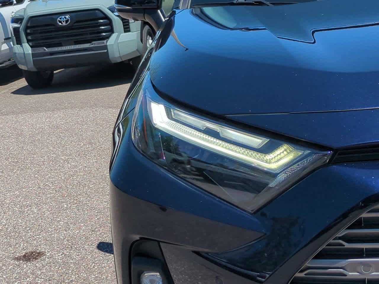 Thumbnail: 2024 Toyota RAV4 - 10