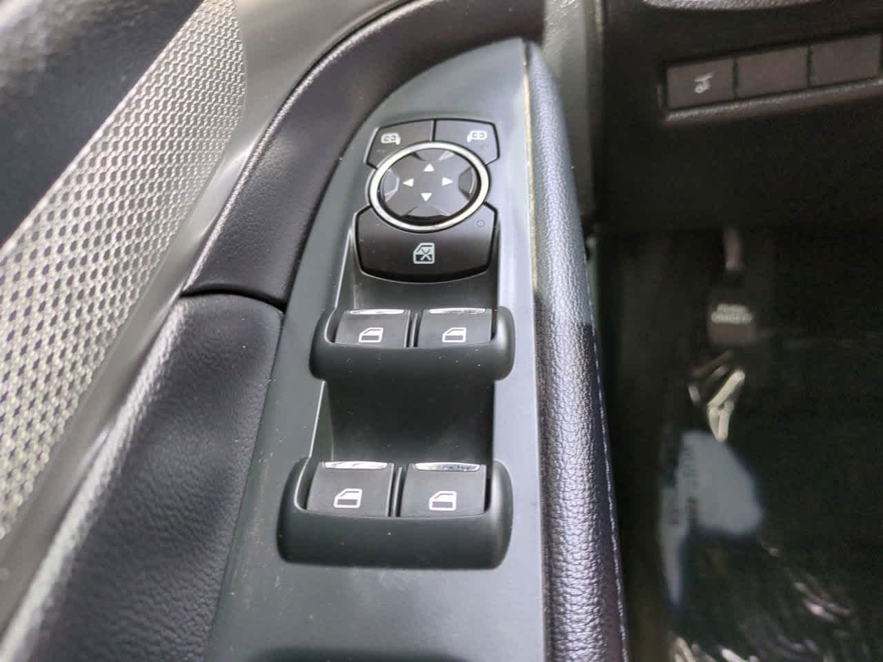 2018 Ford Explorer XLT 24