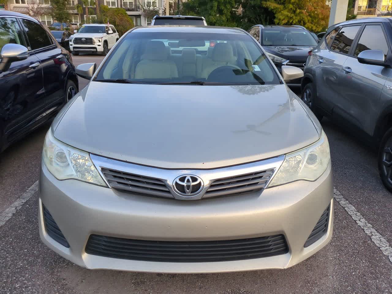 Thumbnail: 2014 Toyota Camry - 7