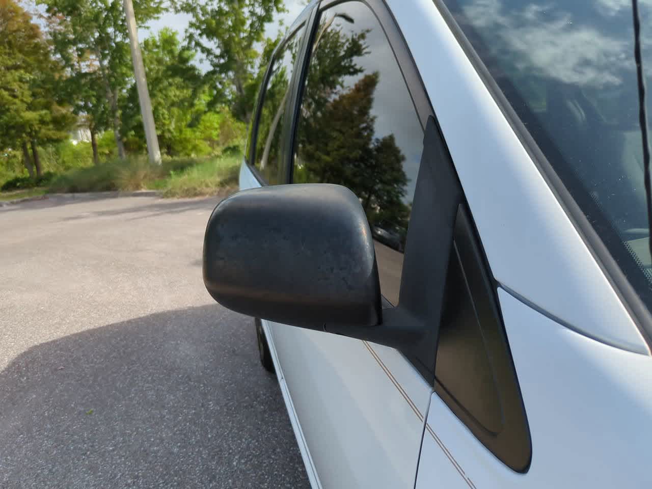 Thumbnail: 2004 Toyota Sienna - 12