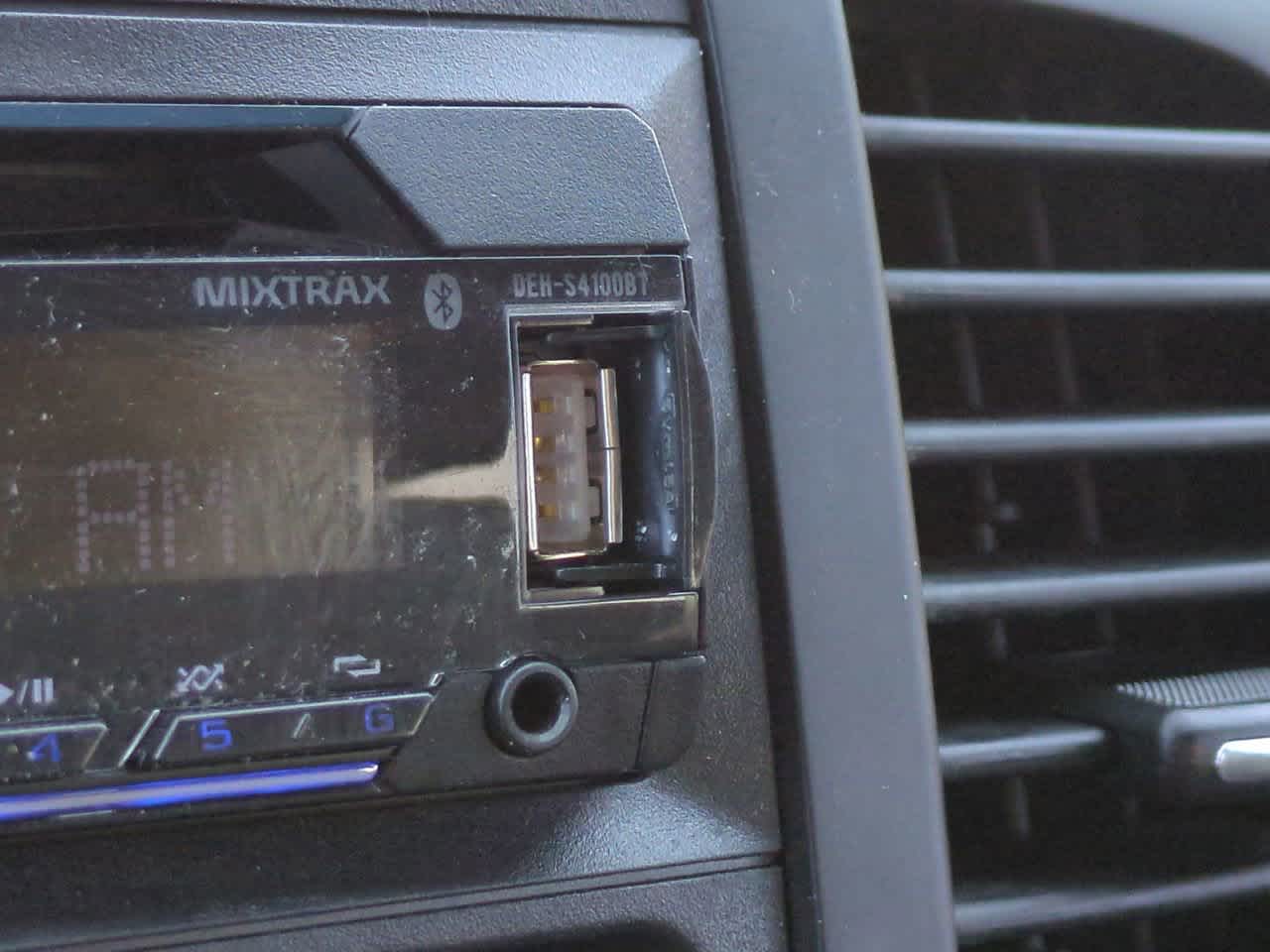 Thumbnail: 2008 Kia Sedona - 20