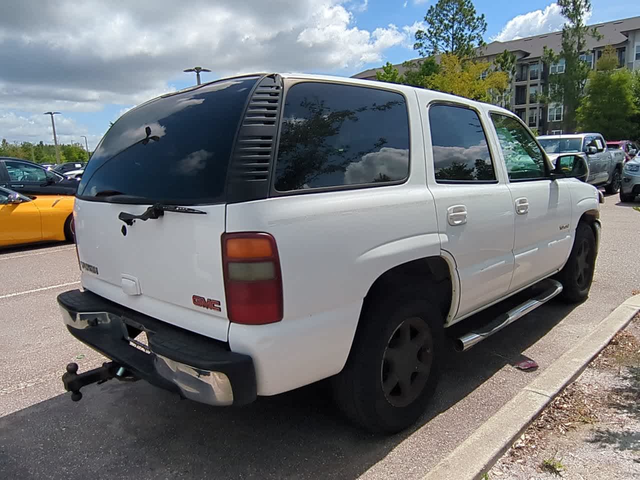 Thumbnail: 2002 GMC Yukon - 5
