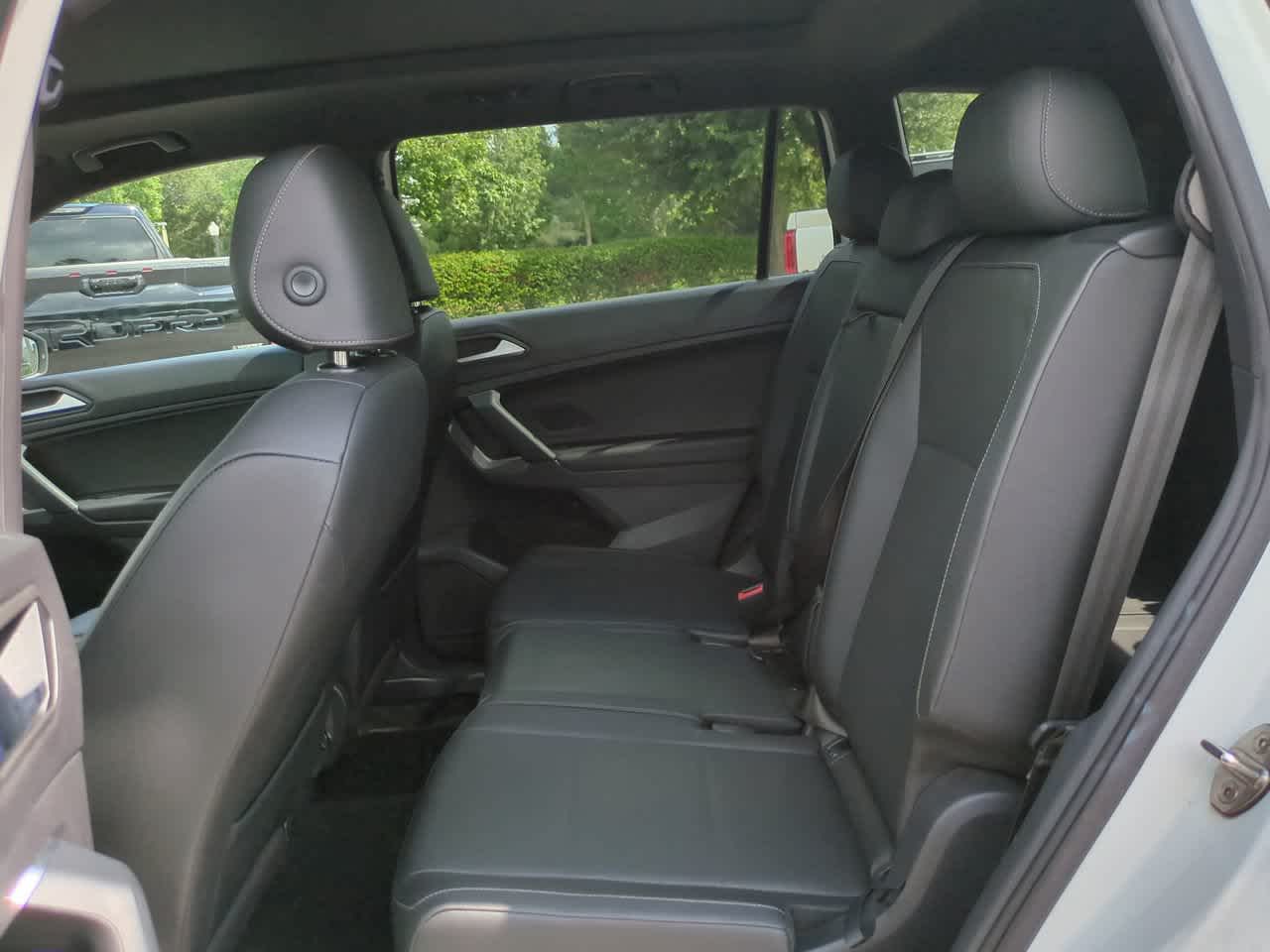Thumbnail: 2019 Volkswagen Tiguan - 14